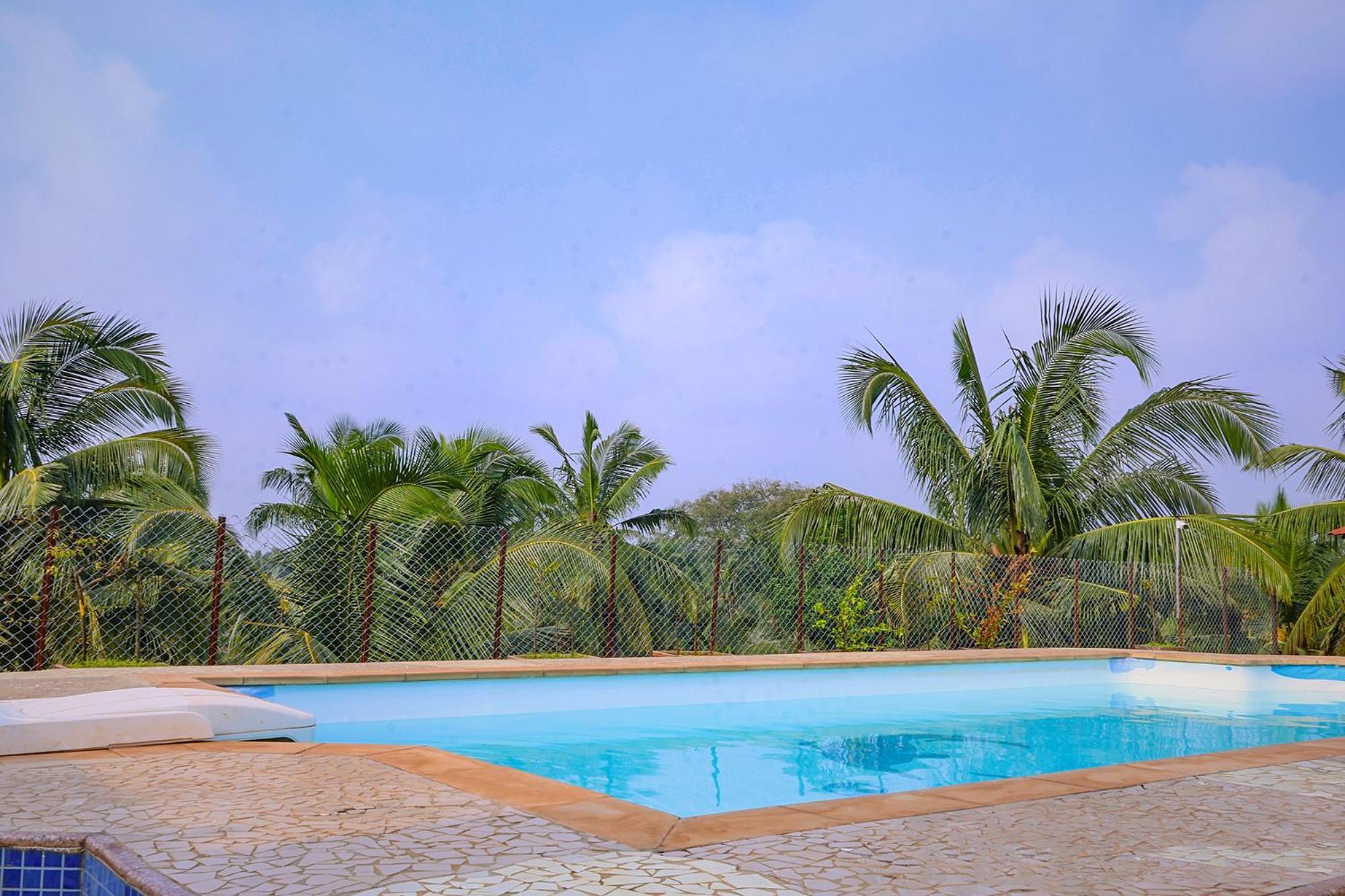 Fabescape Orient Royal Hotel Calangute Exterior photo