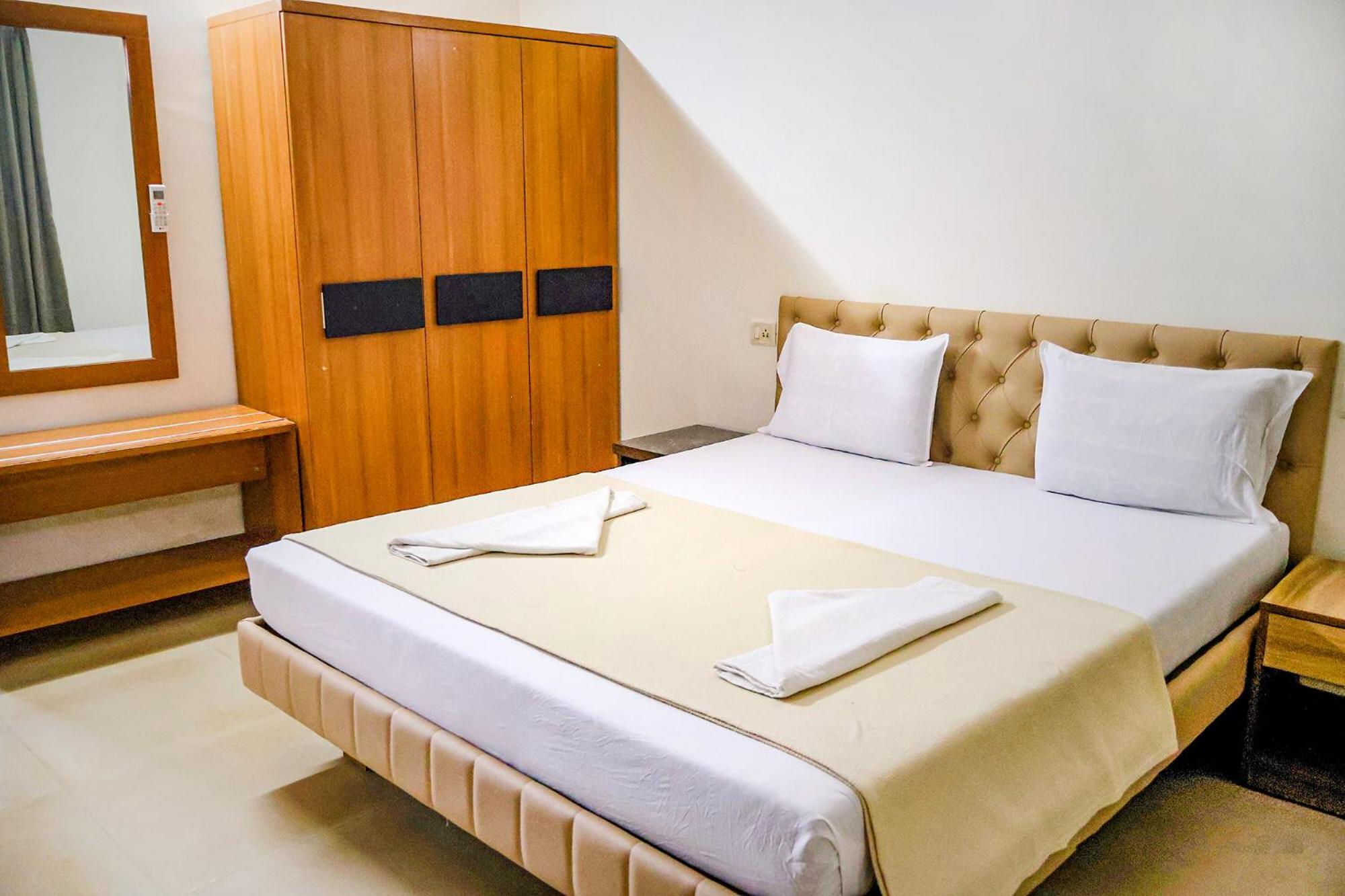 Fabescape Orient Royal Hotel Calangute Exterior photo